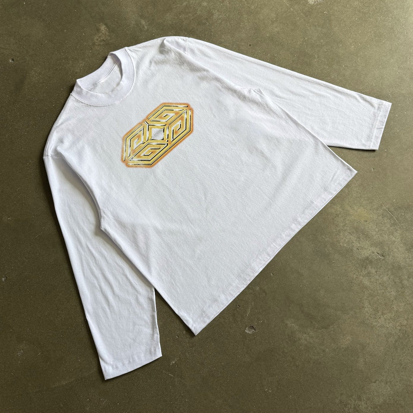 DIAMOND IN THE ROUGH OVERSIZED LS TEE